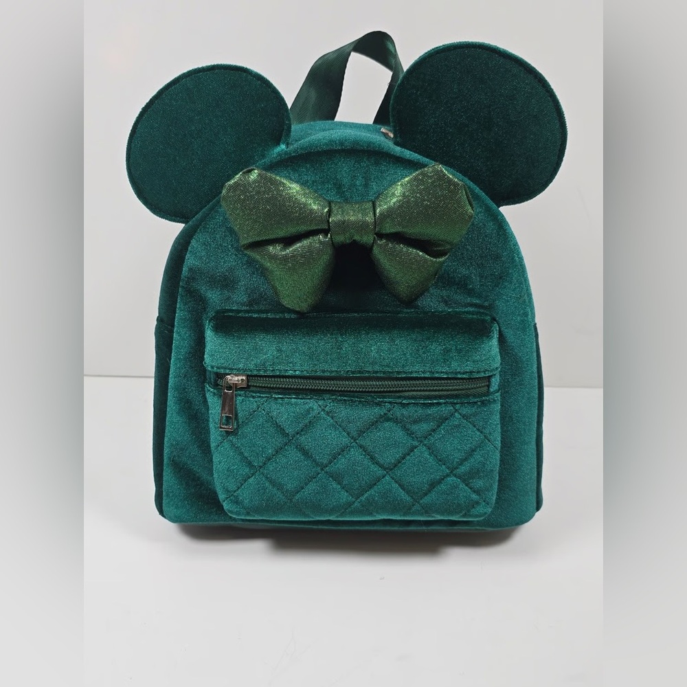 Disney Bioworld Minnie Mouse Quilted Velvet Backpack NWT
